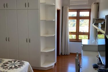 Casa para alugar - 375m&sup2; - Condominio Palavra da Vida