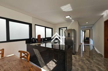 Casa &agrave; venda - 234m&sup2; - Loteamento Parque Residencial Serras de Atibaia II