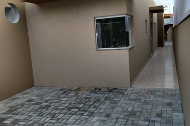 Casa &agrave; venda - 73m&sup2; - JD BROGOT&Aacute;