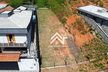 Terreno &agrave; venda - 210m&sup2; - Cachoeirinha