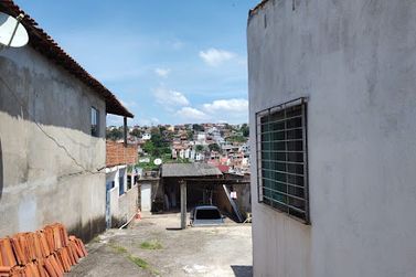 Terreno &agrave; venda - 304m&sup2; - Jardim Imperial