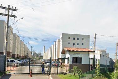 Apartamento &agrave; venda - 52m&sup2; - Caetetuba