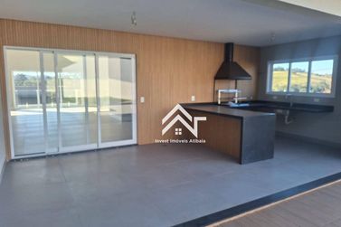 Casa &agrave; venda - 361m&sup2; - Boa Vista