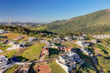 Terreno &agrave; venda - 793m&sup2; - Condom&iacute;nio Itapor&atilde;