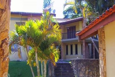 Casa &agrave; venda - 1667m&sup2; - Parque Arco Iris