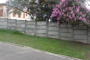 Terreno &agrave; venda - 1385m&sup2; - Condominio Flamboyant