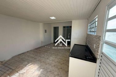 Casa para alugar - 252m&sup2; - Alvin&oacute;polis
