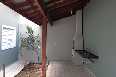 Casa &agrave; venda - NOVA CEREJEIRA