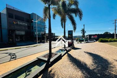 Sal&atilde;o Comercial para alugar - 200m&sup2; - Vila Esperia ou Giglio