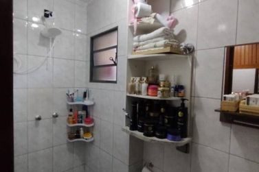 Casa &agrave; venda - 100m&sup2; - Jardim Imperial