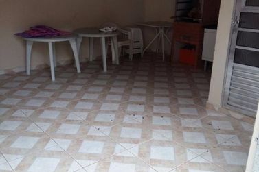 Casa &agrave; venda - 100m&sup2; - Jardim Colonial