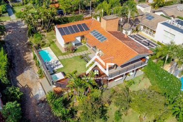 Casa &agrave; venda - 355m&sup2; - Condominio Est&acirc;ncia Parque de Atibaia