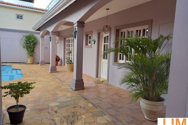 Casa &agrave; venda - 343m&sup2; - Jardim Itaperi