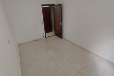 Casa para alugar - 80m&sup2; - JARDIM DO LAGO