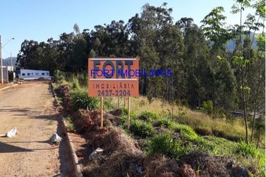 Terreno &agrave; venda - 350m&sup2; - Lady Katita