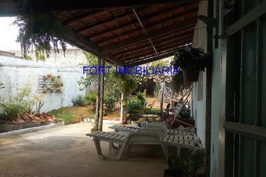 Casa &agrave; venda - 210m&sup2; - CAMPOS DE ATIBAIA