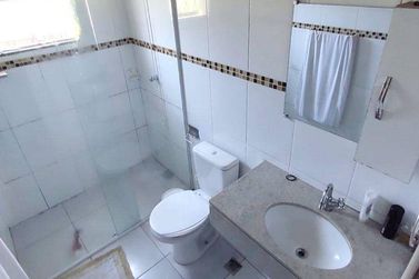Ch&aacute;cara &agrave; venda - 750m&sup2; - Vila Santa Helena