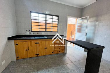 Casa &agrave; venda - 160m&sup2; - Jardim dos Pinheiros