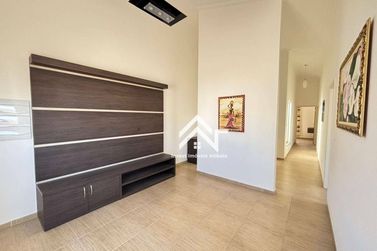 Casa &agrave; venda - 80m&sup2; - Centro