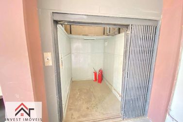Sal&atilde;o Comercial para alugar - 1100m&sup2; - Caetetuba