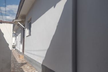 Casa &agrave; venda - CENTRO