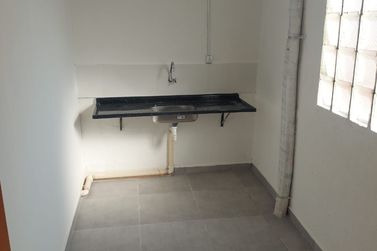 Sala Comercial para alugar - 75m&sup2; - CENTRO