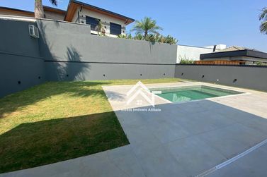 Casa &agrave; venda - 249m&sup2; - Condom&iacute;nio Residencial Shamballa II