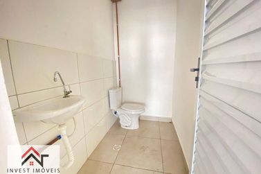 Sal&atilde;o Comercial para alugar - 160m&sup2; - Caetetuba