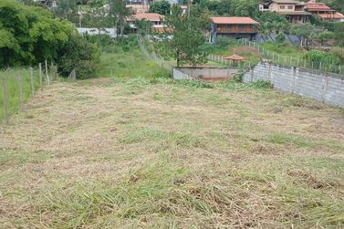 Terreno &agrave; venda - 970m&sup2; - Pinheirinho
