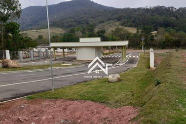 Terreno &agrave; venda - 300m&sup2; - Lamis