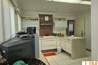 Casa &agrave; venda - 351m&sup2; - Vila Giglio