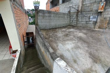 Casa &agrave; venda - 125m&sup2; - CAPOAVINHA