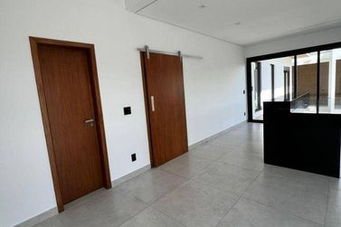 Casa &agrave; venda - 200m&sup2; - Loteamento Residencial Dolce Vita