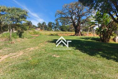 Ch&aacute;cara &agrave; venda - 2170m&sup2; - Vit&oacute;ria R&eacute;gia
