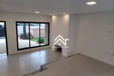 Casa &agrave; venda - 335m&sup2; - Vila Giglio
