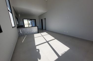 Casa &agrave; venda - JARDIM DOS PINHEIROS
