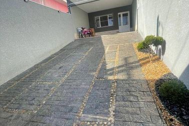 Casa &agrave; venda - 150m&sup2; - Alvin&oacute;polis