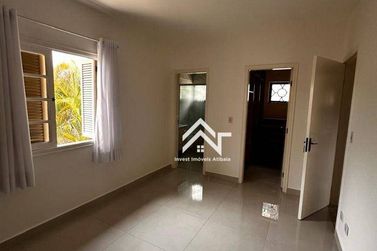 Casa para alugar - 180m&sup2; - Jardim Siriema