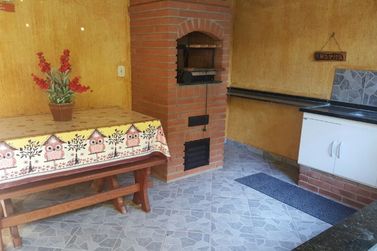 Casa &agrave; venda - 180m&sup2; - JARDIM CEREJEIRAS