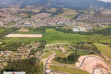 Terreno &agrave; venda - 589m&sup2; - Alto da Floresta Residencial