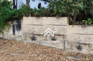 Terreno &agrave; venda - 320m&sup2; - Jardim Maristela