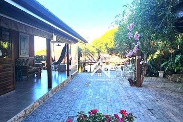 Ch&aacute;cara &agrave; venda - 1060m&sup2; - Jardim Centen&aacute;rio