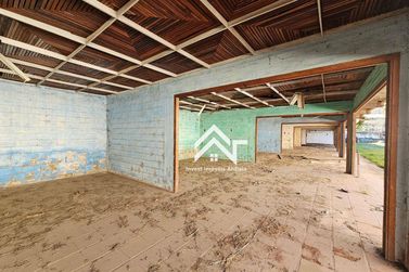 Sal&atilde;o Comercial &agrave; venda - 1942m&sup2; - Port&atilde;o
