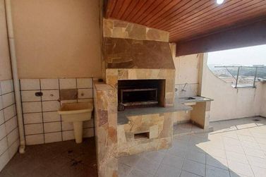 Casa para alugar - 300m&sup2; - Alvin&oacute;polis