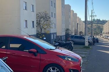 Apartamento &agrave; venda - 52m&sup2; - Caetetuba