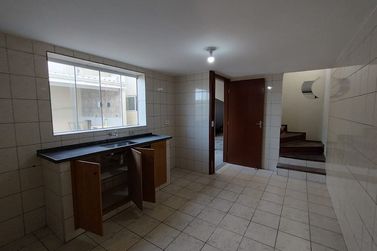 Casa &agrave; venda - 280m&sup2; - Jardim Imperial