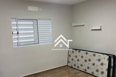 Casa para alugar - 192m&sup2; - Ch&aacute;caras Maring&aacute;