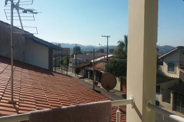 Casa &agrave; venda - 170m&sup2; - Alvin&oacute;polis