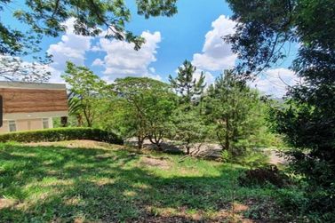 Terreno &agrave; venda - 800m&sup2; - CONDOM&Iacute;NIO PORTO ATIBAIA