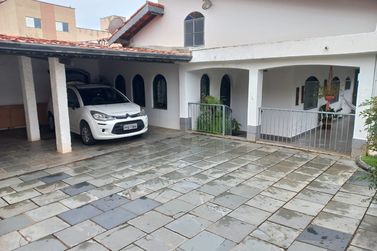 Casa &agrave; venda - JARDIM ALVIN&Oacute;POLIS